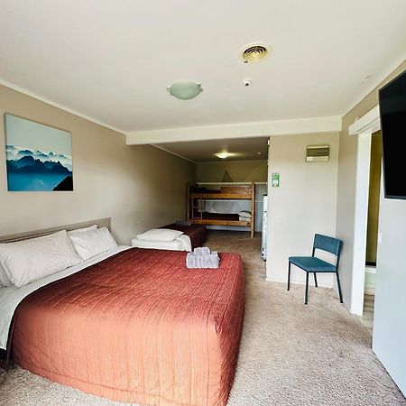 The Crossing Lodge & Backpackers Erua Exterior photo