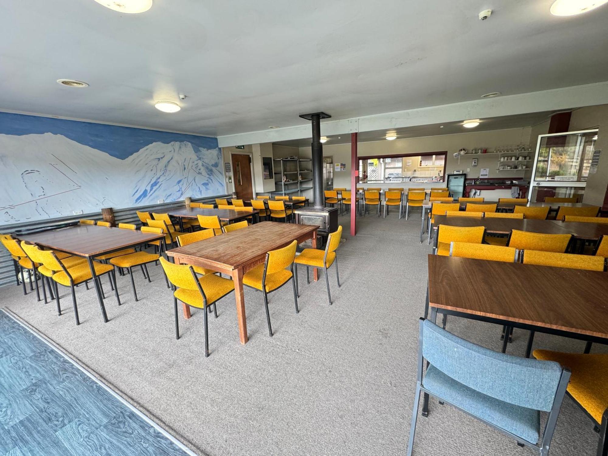 The Crossing Lodge & Backpackers Erua Exterior photo